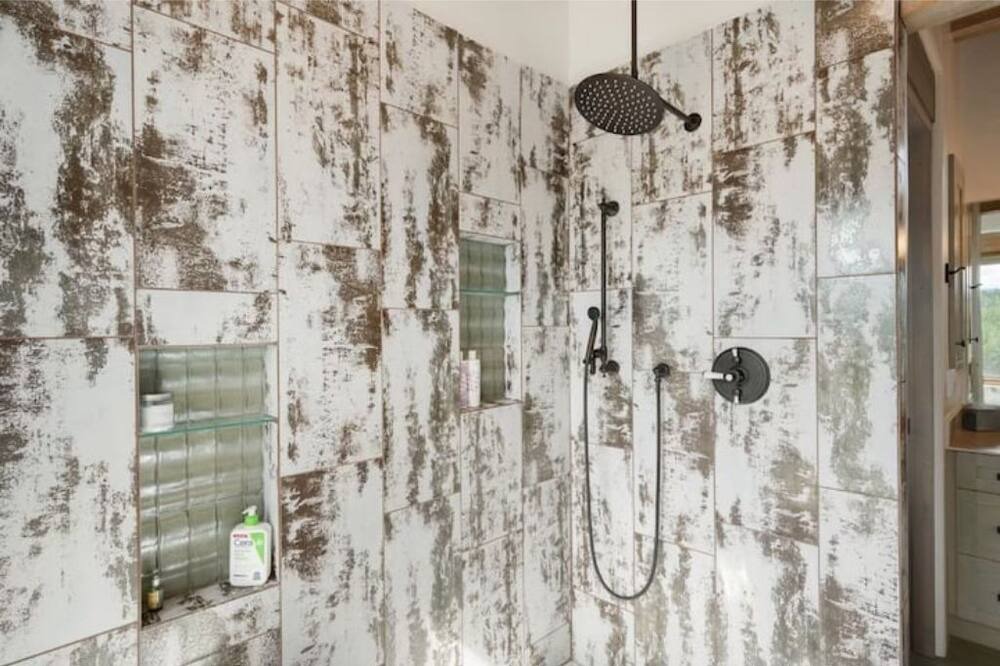 Photo of Bathroom in Youngsville