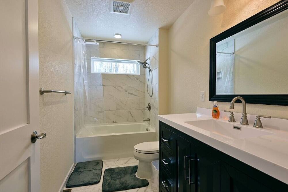 Photo of Bathroom in Hayward