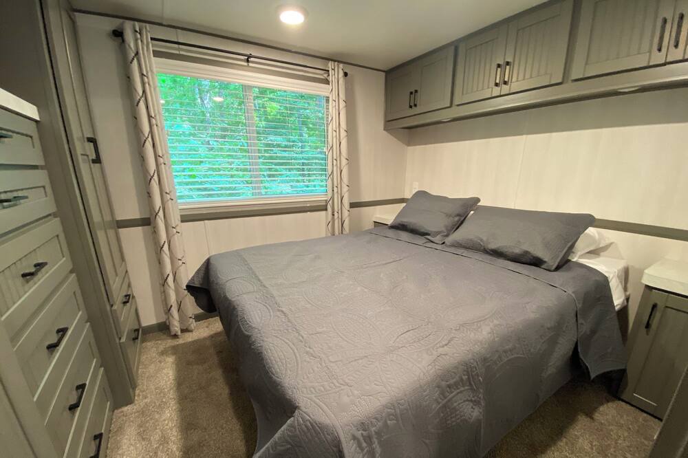 Photo of Bedroom in Brill