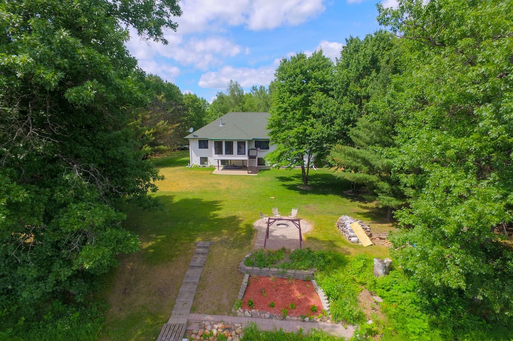 Photo of Outdoor in Deerwood