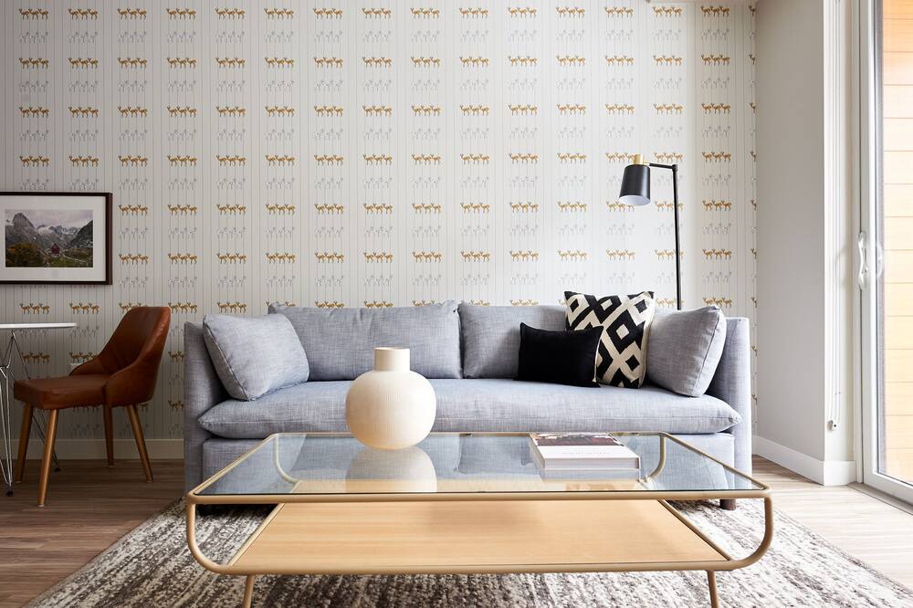 Photo of Livingroom in Downtown East