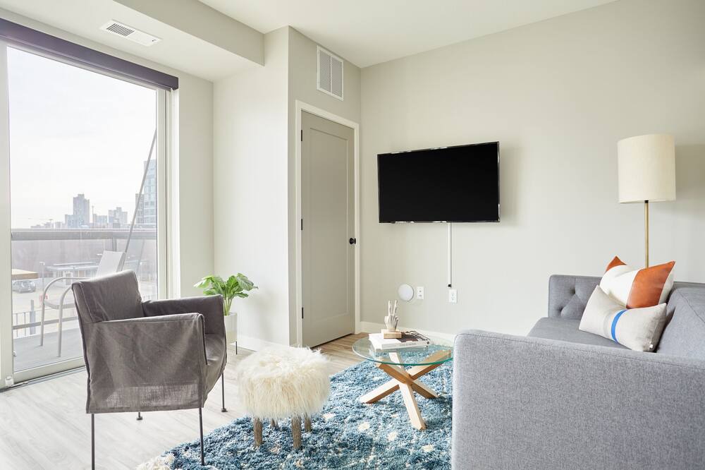 Photo of Livingroom in Mill District