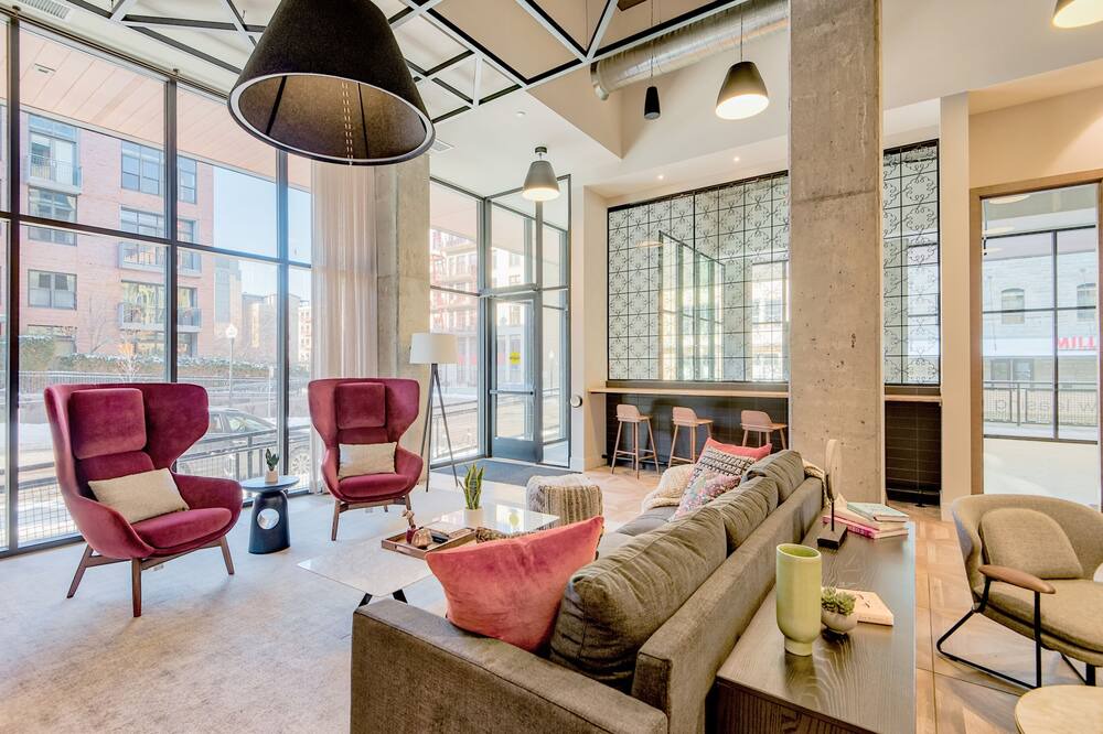 Photo of Livingroom in Mill District