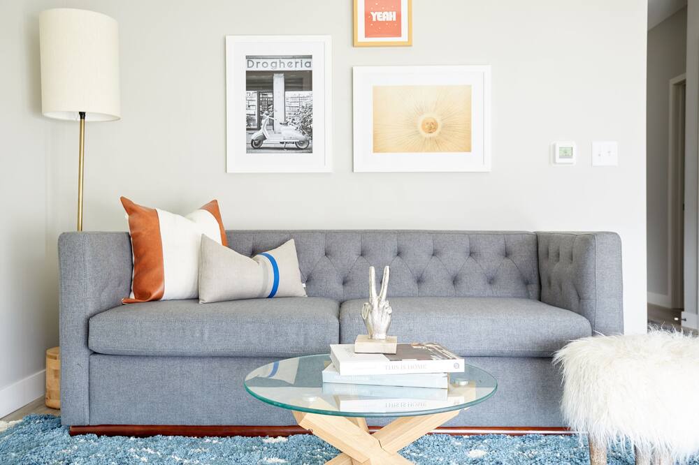 Photo of Livingroom in Mill District