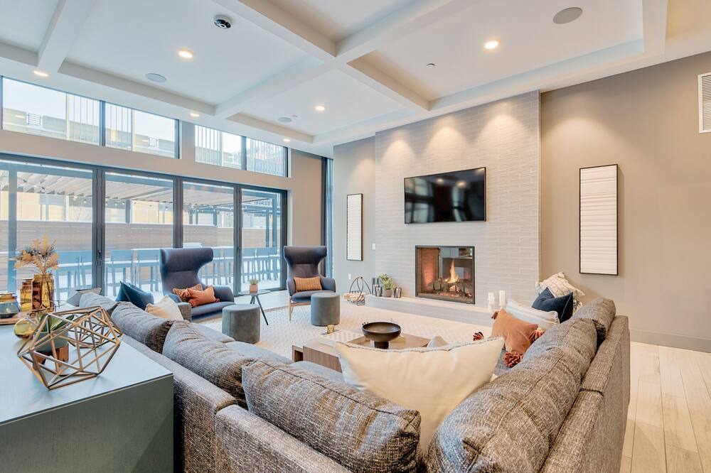 Photo of Livingroom in Mill District