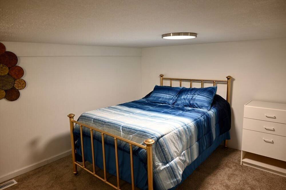 Photo of Bedroom in Buchanan