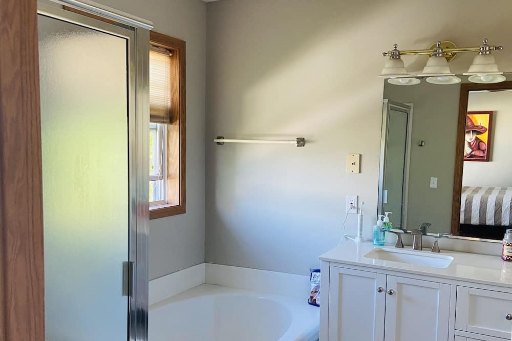Photo of Bathroom in Shakopee