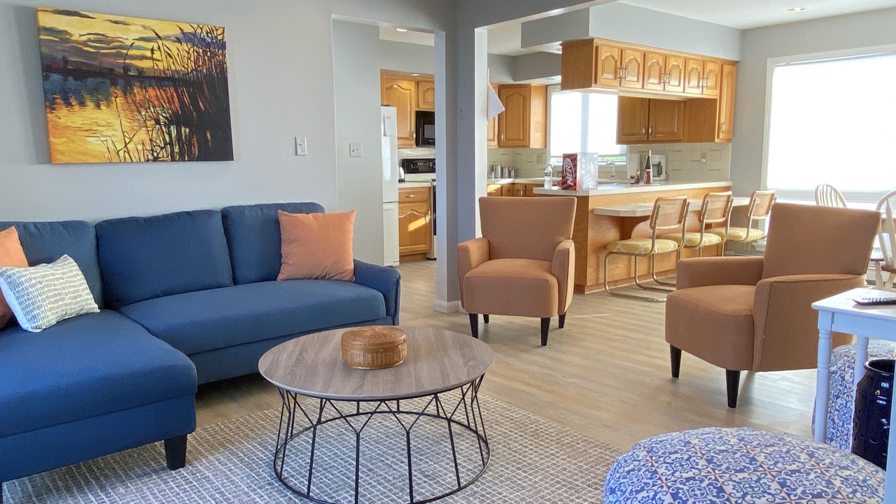 Photo of Livingroom in Schuyler Falls