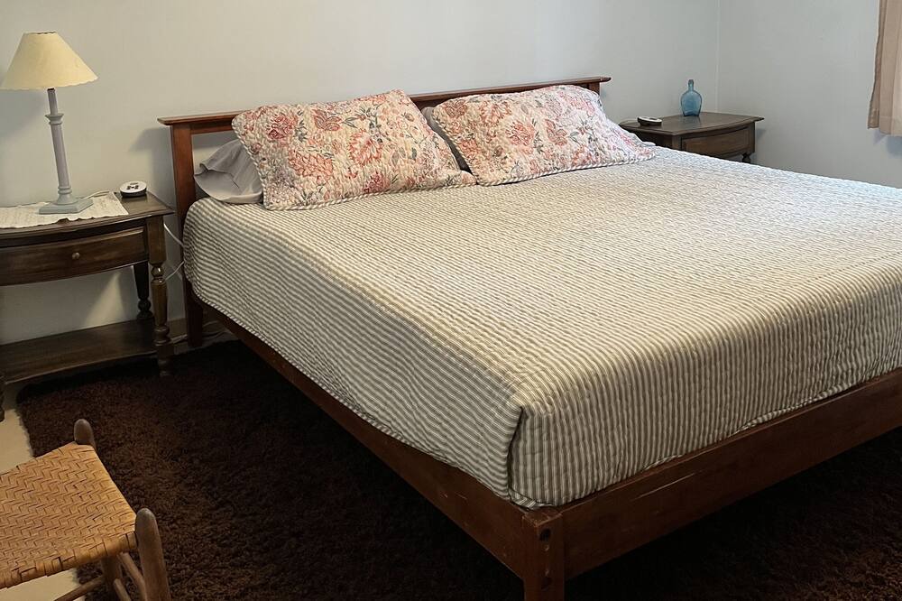 Photo of Bedroom in Abbot