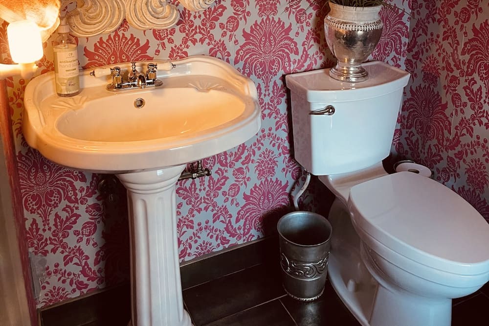 Photo of Bathroom in Afton