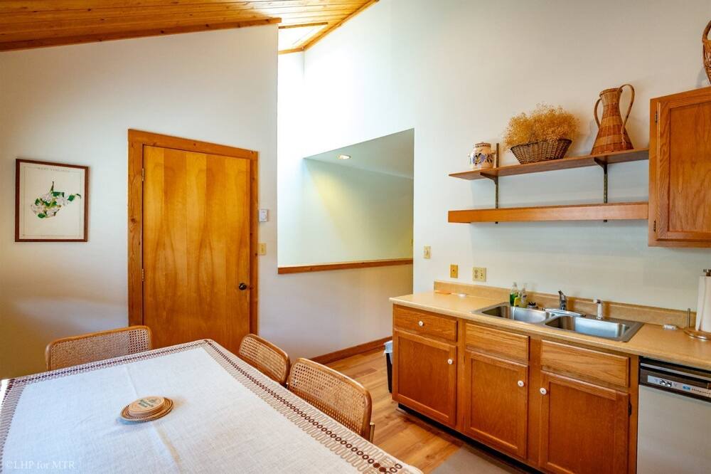 Photo of Bedroom in Timberline