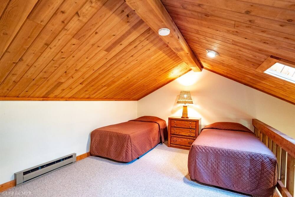 Photo of Bedroom in Timberline