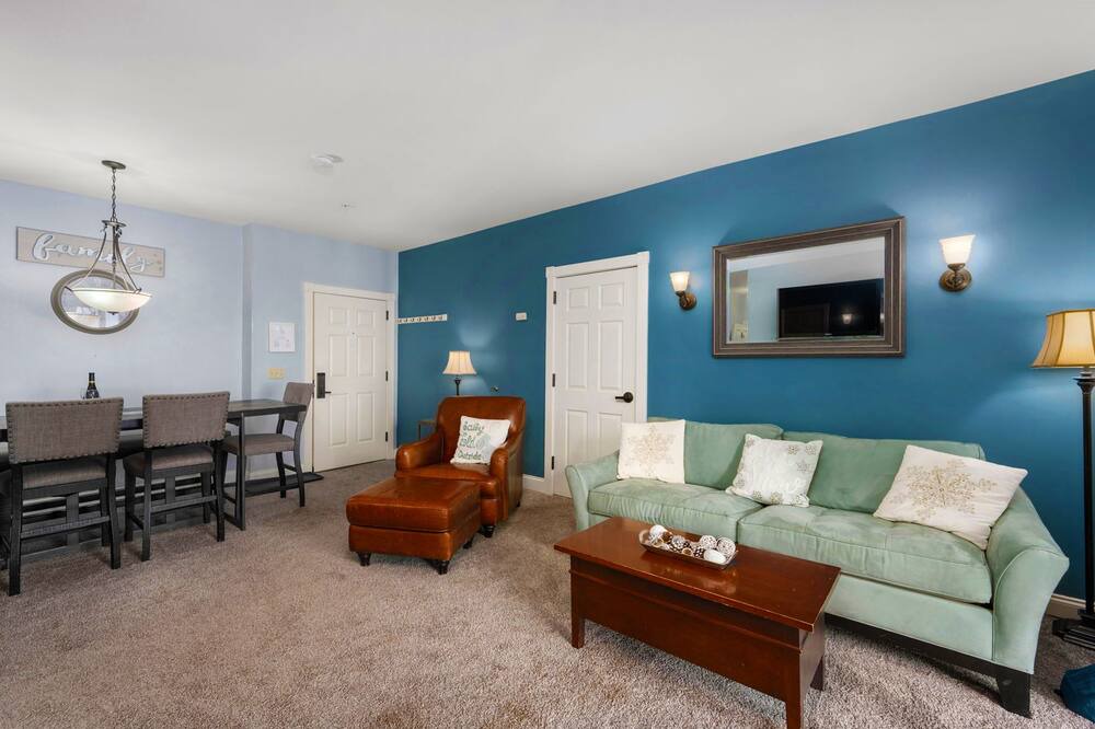 Photo of Bedroom in Snowshoe