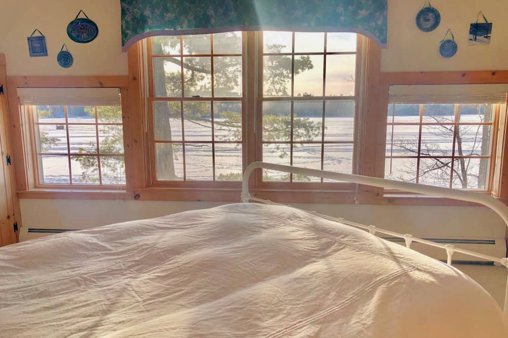 Photo of Bedroom in Whitefield