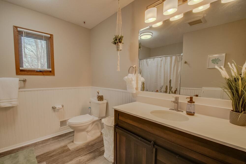 Photo of Bathroom in Highland