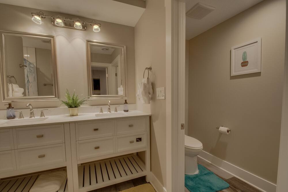 Photo of Bathroom in Highland
