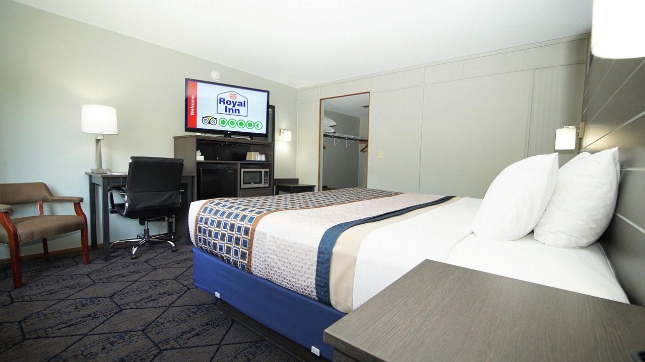 Photo of Bedroom in Hudson