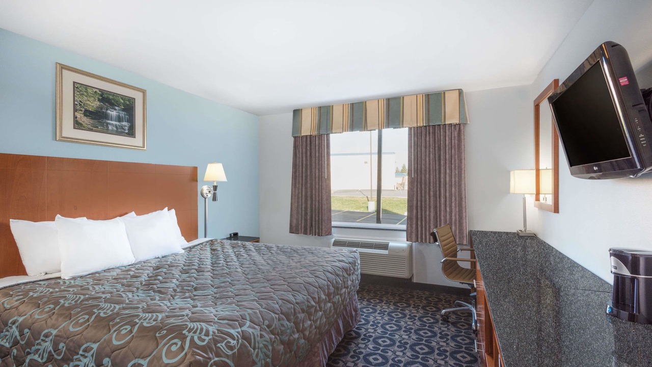 Photo of Bedroom in Evans Mills