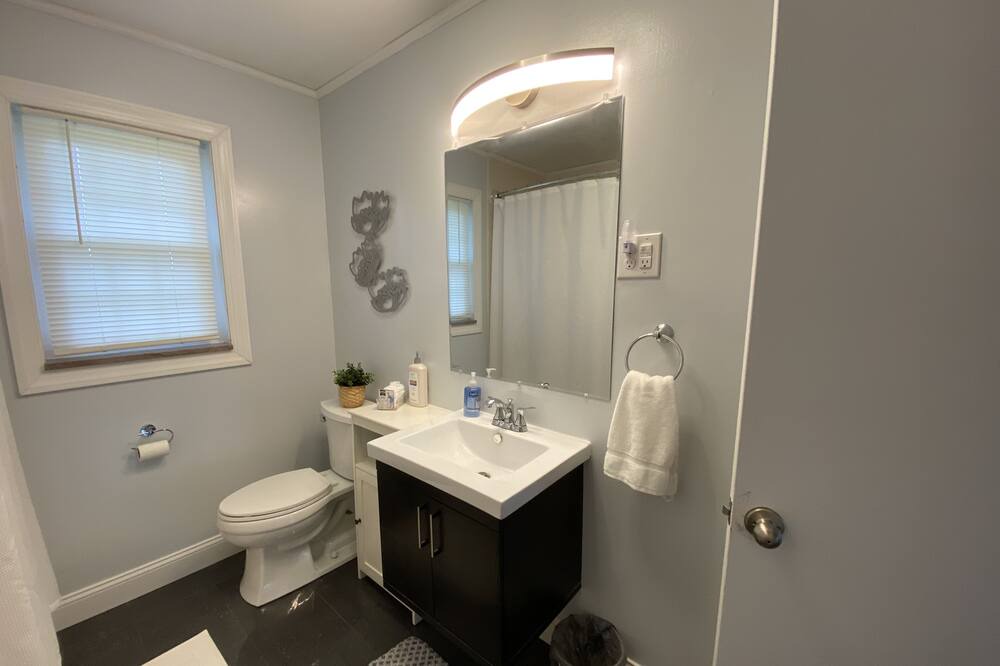 Photo of Bathroom in Summersville