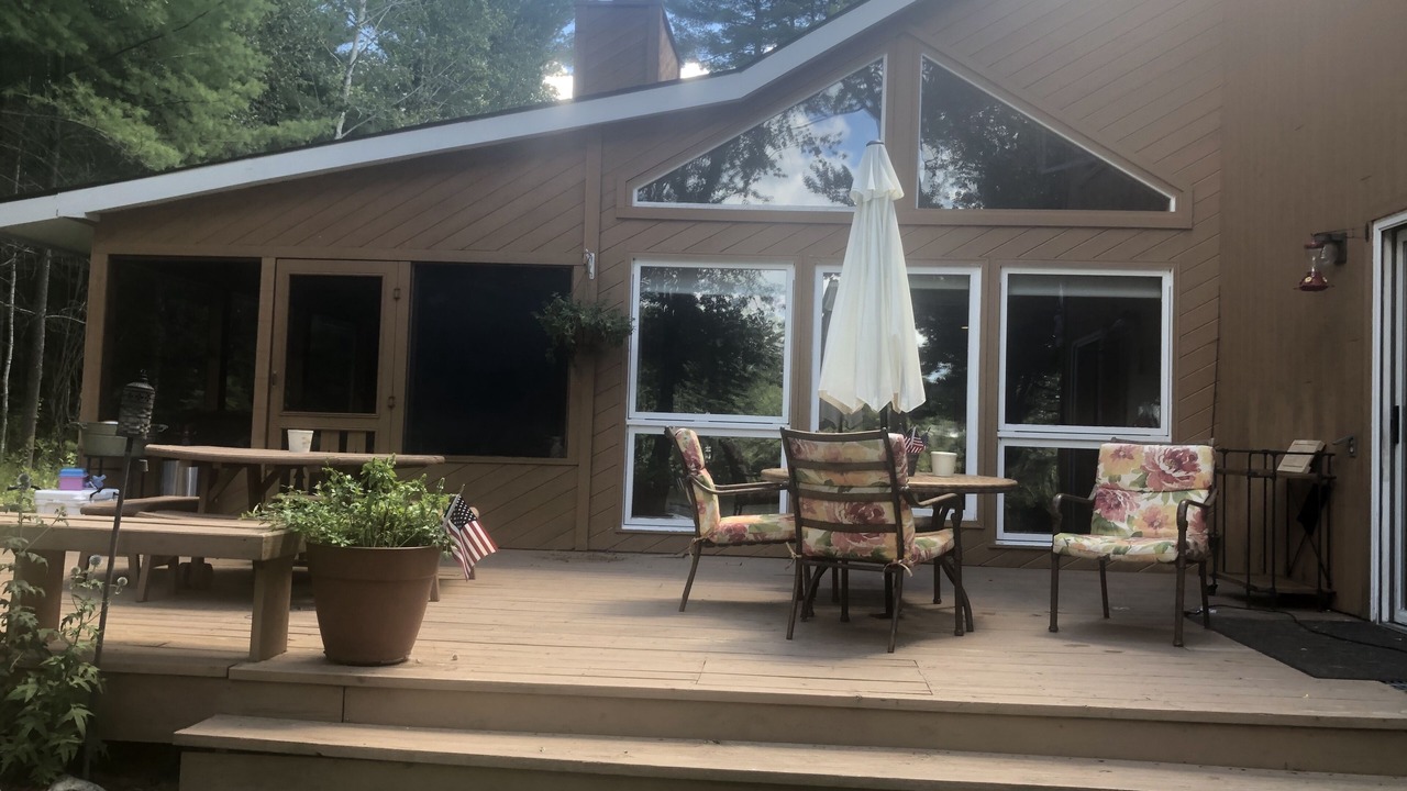 Photo of Patio Balcony in Adirondack