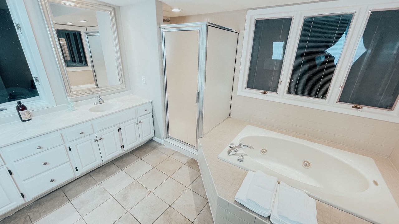 Photo of Bathroom in Woodbury
