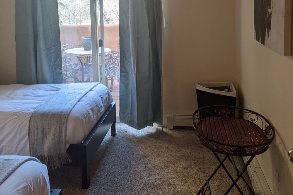 Photo of Bedroom in Alamedan Valley