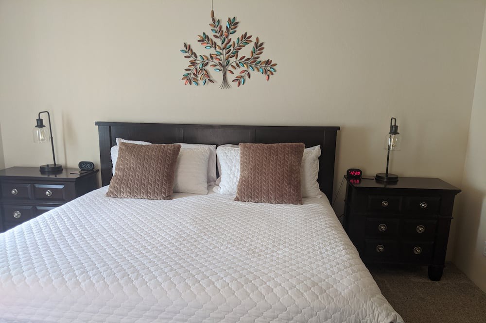 Photo of Bedroom in Alamedan Valley