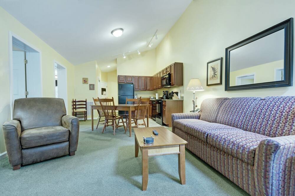 Photo of Livingroom in Francestown