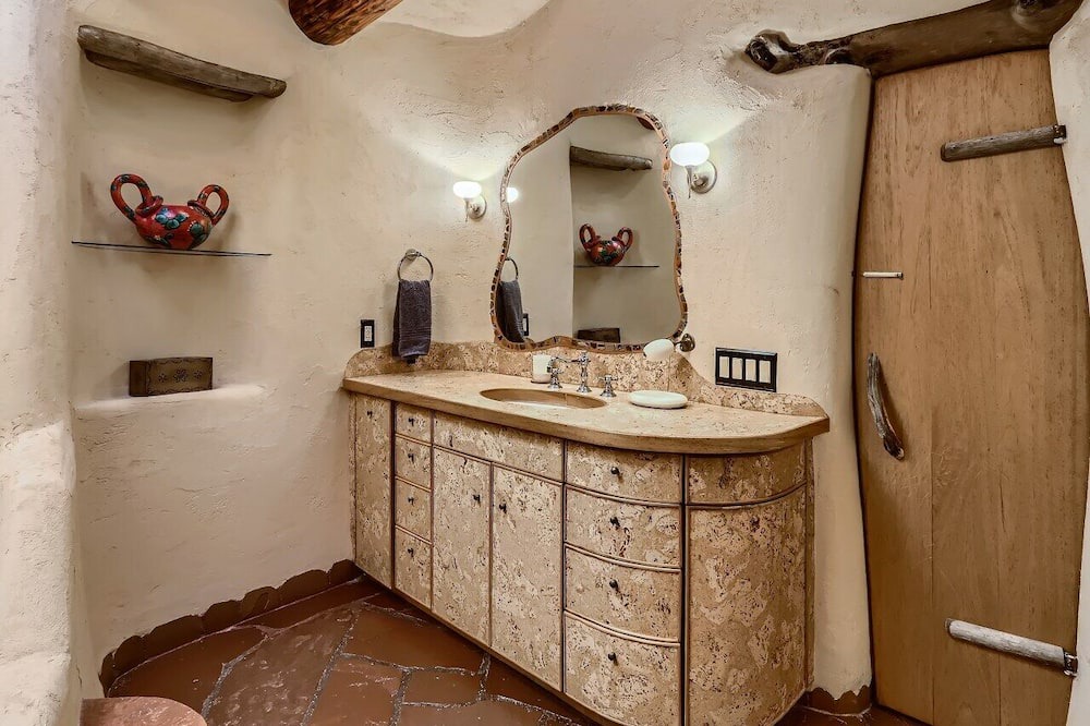 Photo of Bathroom in La Tierra