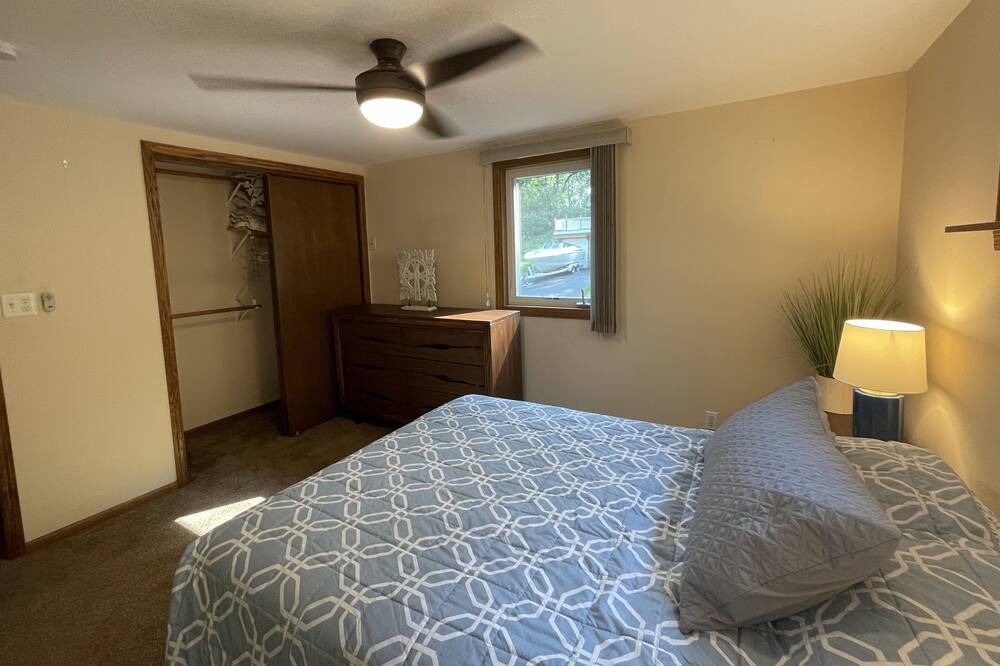 Photo of Bedroom in Marine on St. Croix