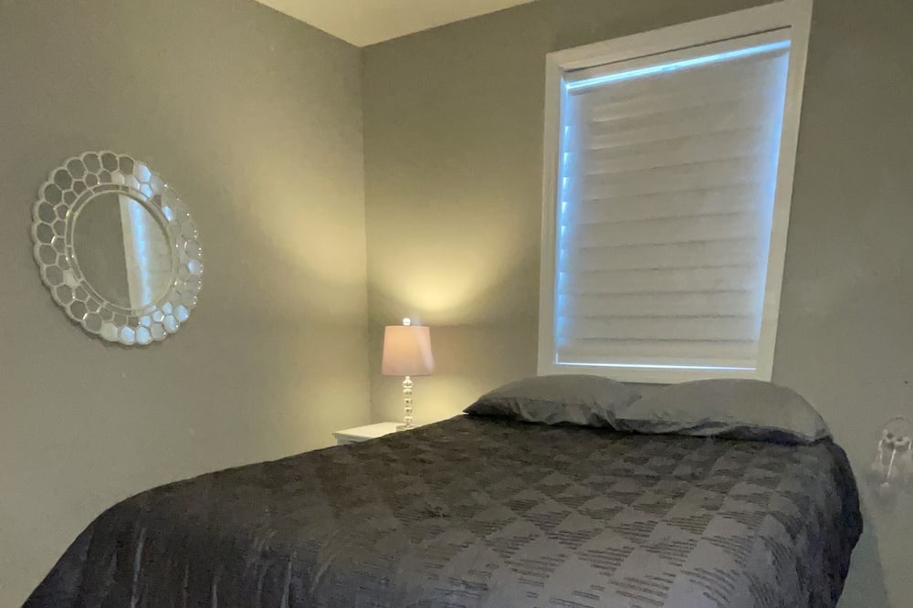 Photo of Bedroom in Woodbury