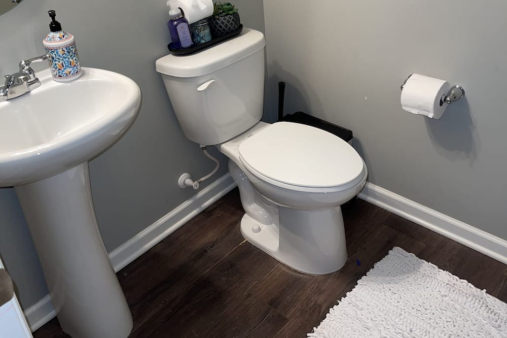 Photo of Bathroom in Woodbury