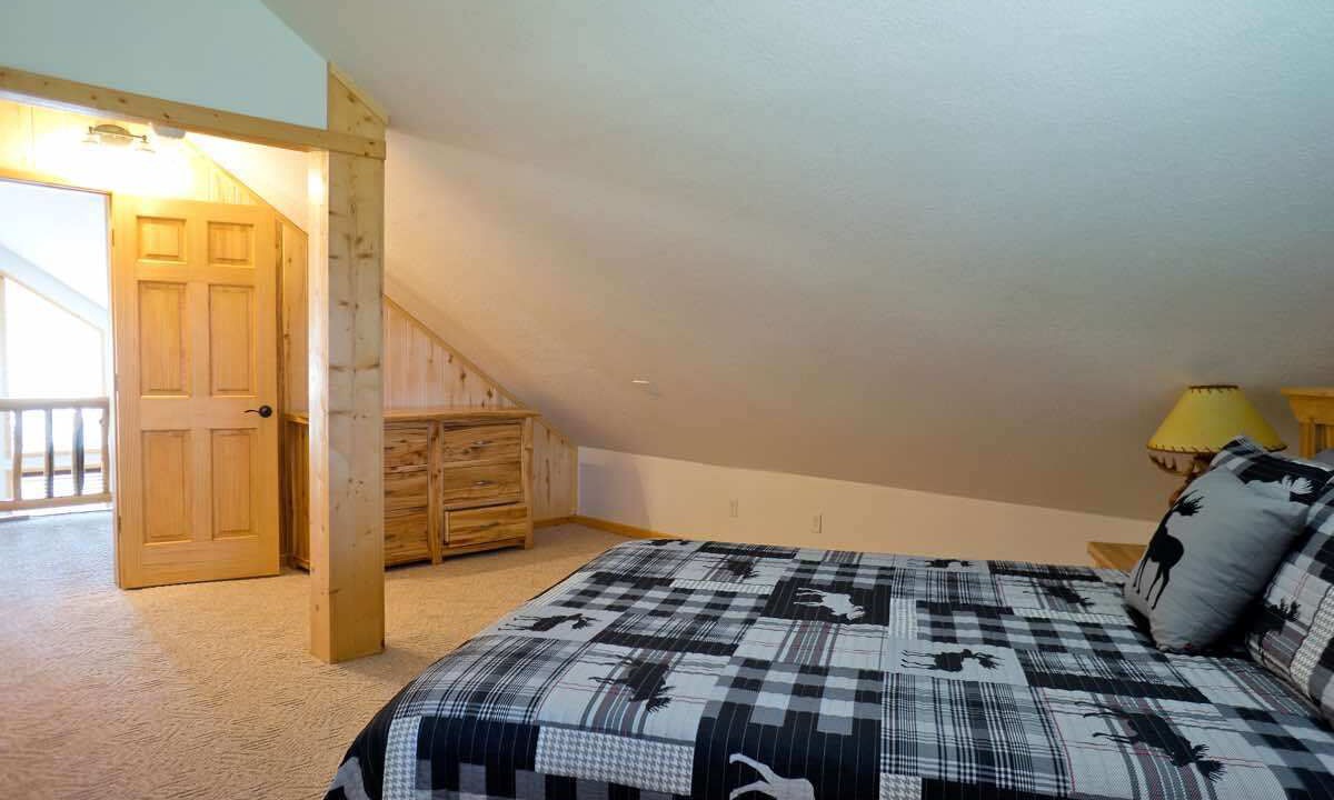 Photo of Bedroom in South Fork