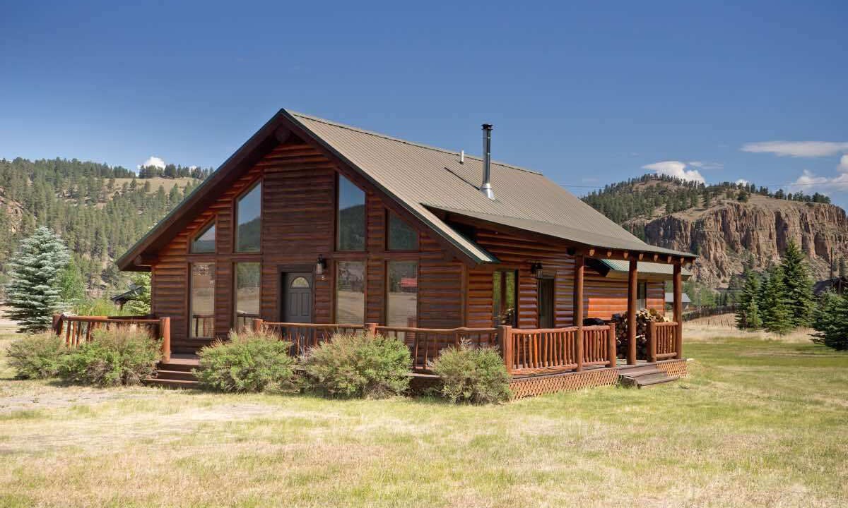 Photo of Buildings in South Fork