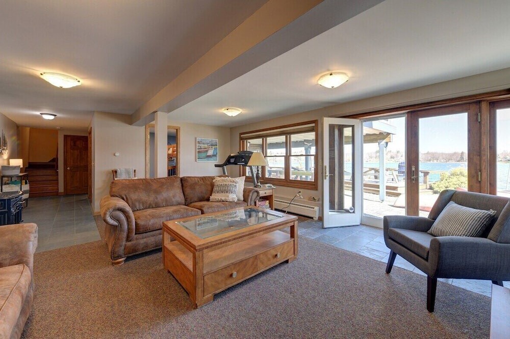 Photo of Bedroom in Hinsdale