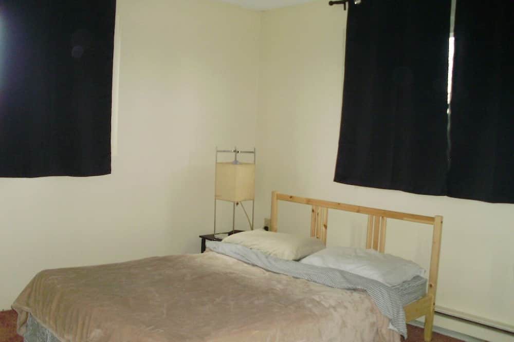 Photo of Bedroom in Plattsburgh