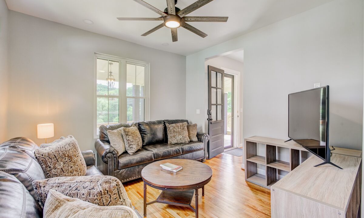 Photo of Livingroom in Hot Springs