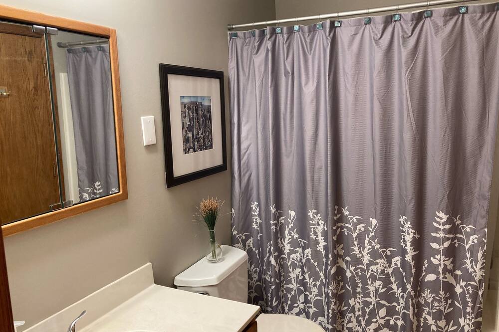 Photo of Bathroom in Minnetonka
