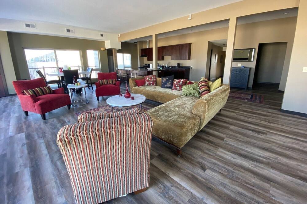 Photo of Livingroom in Whittier