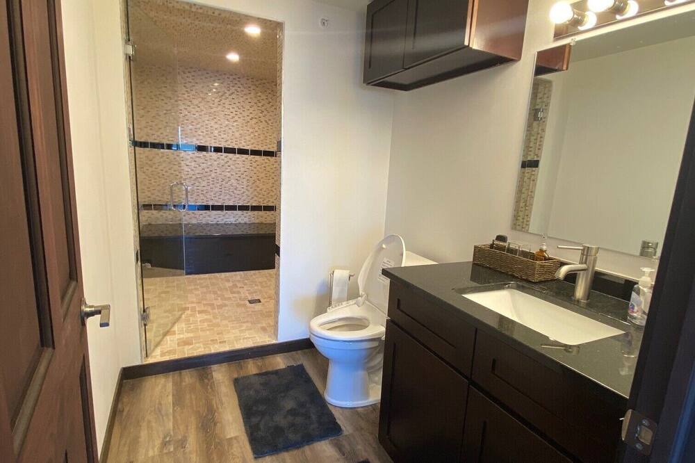 Photo of Bedroom in Whittier