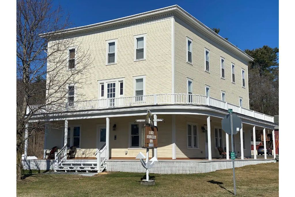 Photo of Outdoor in Hydeville
