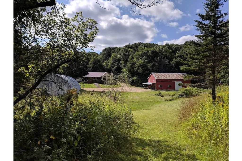 Photo of Outdoor in Frontenac