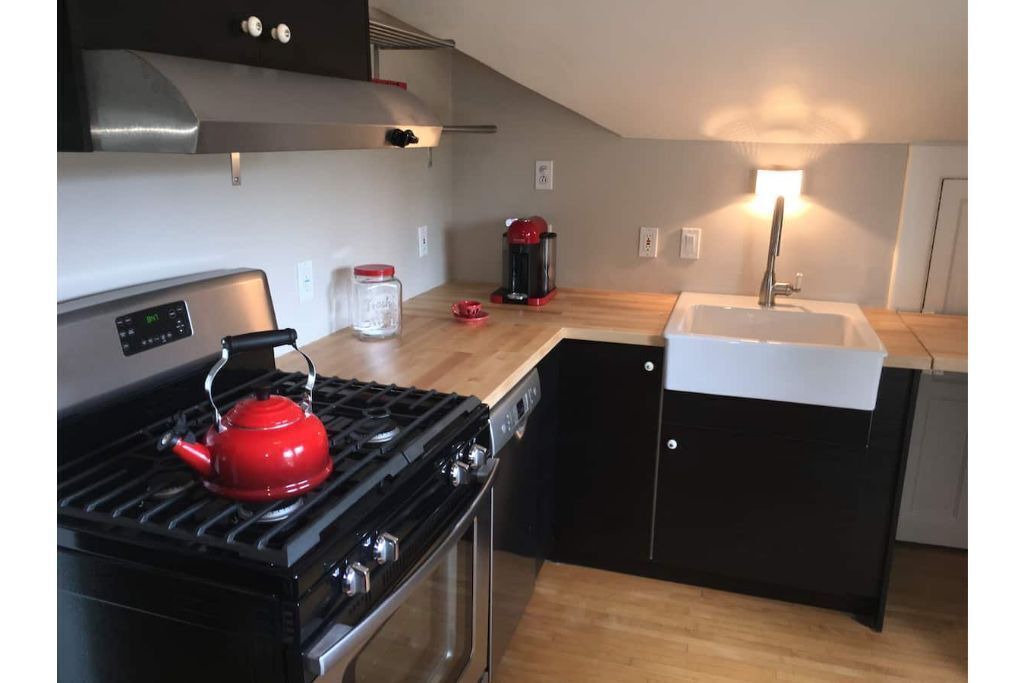 Photo of Kitchen in Lowry Hill East