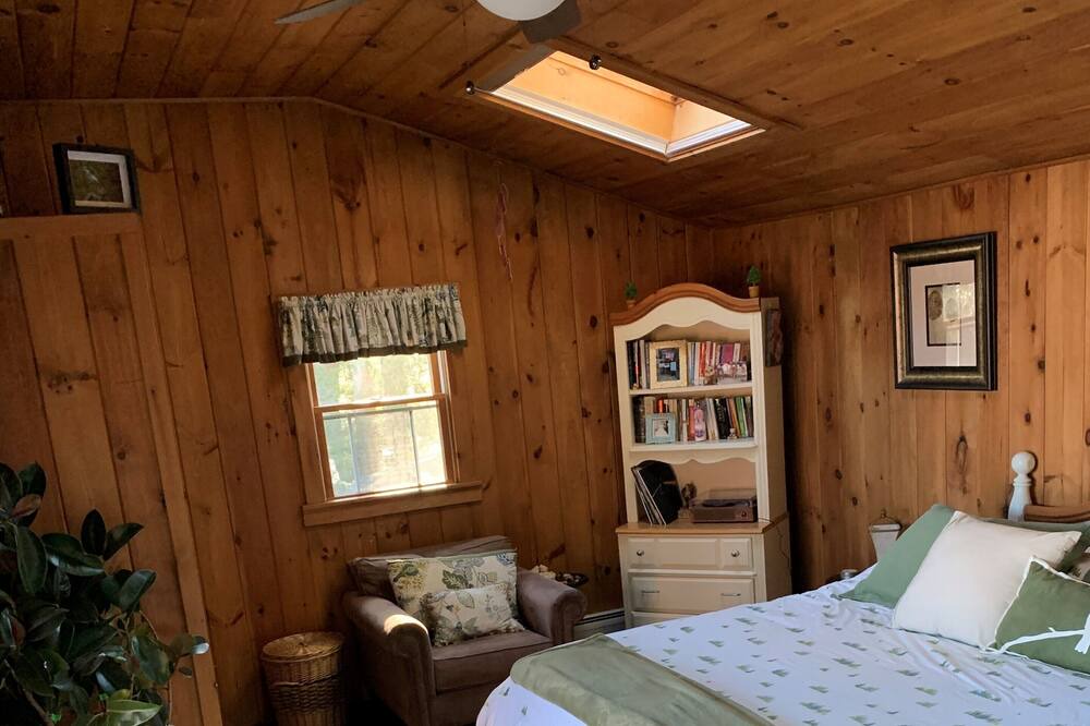 Photo of Bedroom in Barrington