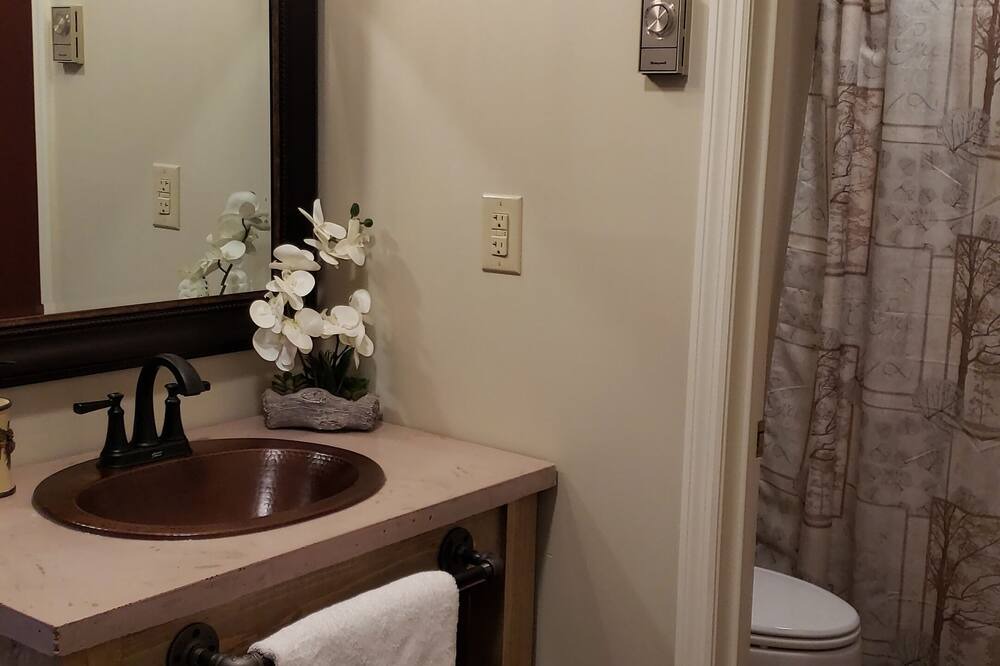 Photo of Bathroom in Lake Placid
