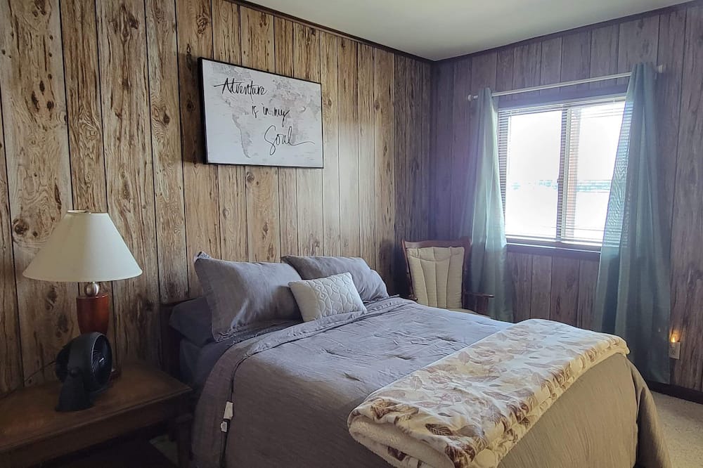 Photo of Bedroom in Plainwell