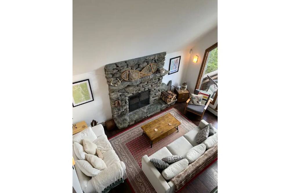 Photo of Livingroom in Rochester