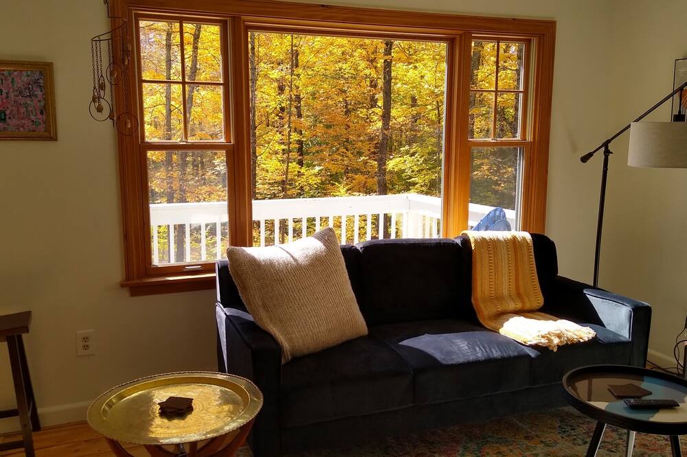 Photo of Livingroom in Weston