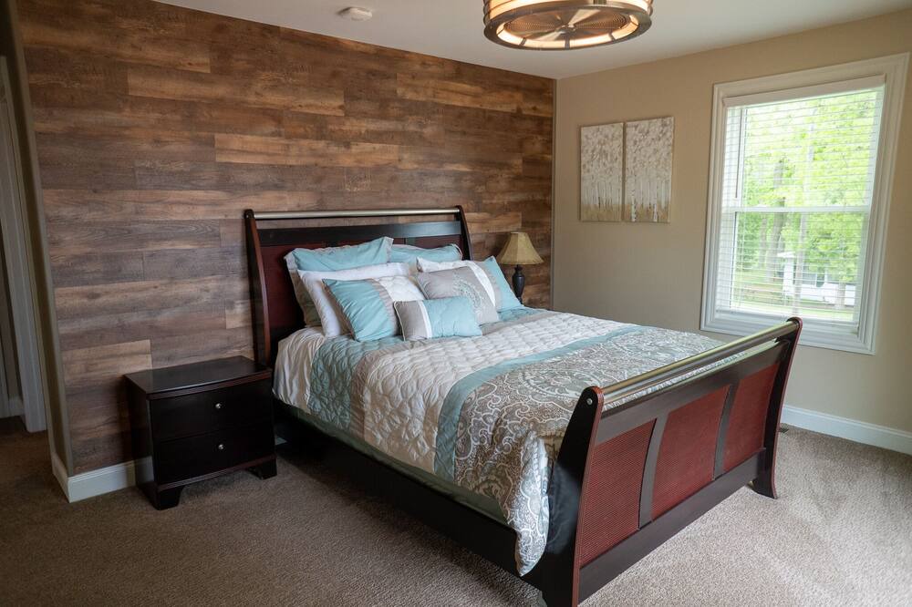Photo of Bedroom in Shelbyville