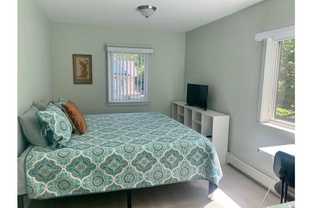 Photo of Bedroom in Montpelier